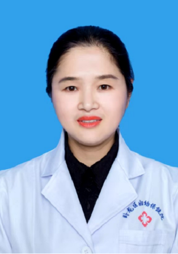 新生兒科副主任黃廷婭